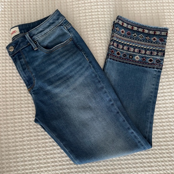 DRIFTWOOD Denim - DRIFTWOOD Colette Embroidered Cropped Straight Leg Jeans / Size 28